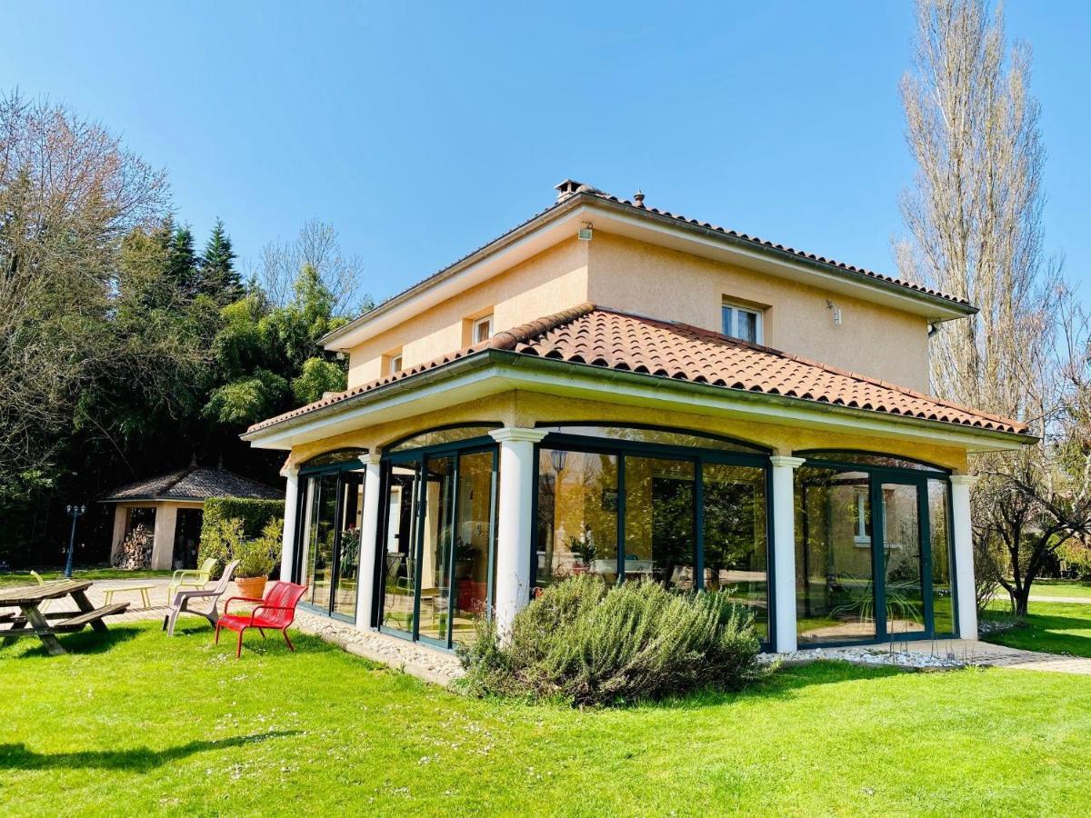 Domaine De Suzel Hotel Vignieu Exterior photo