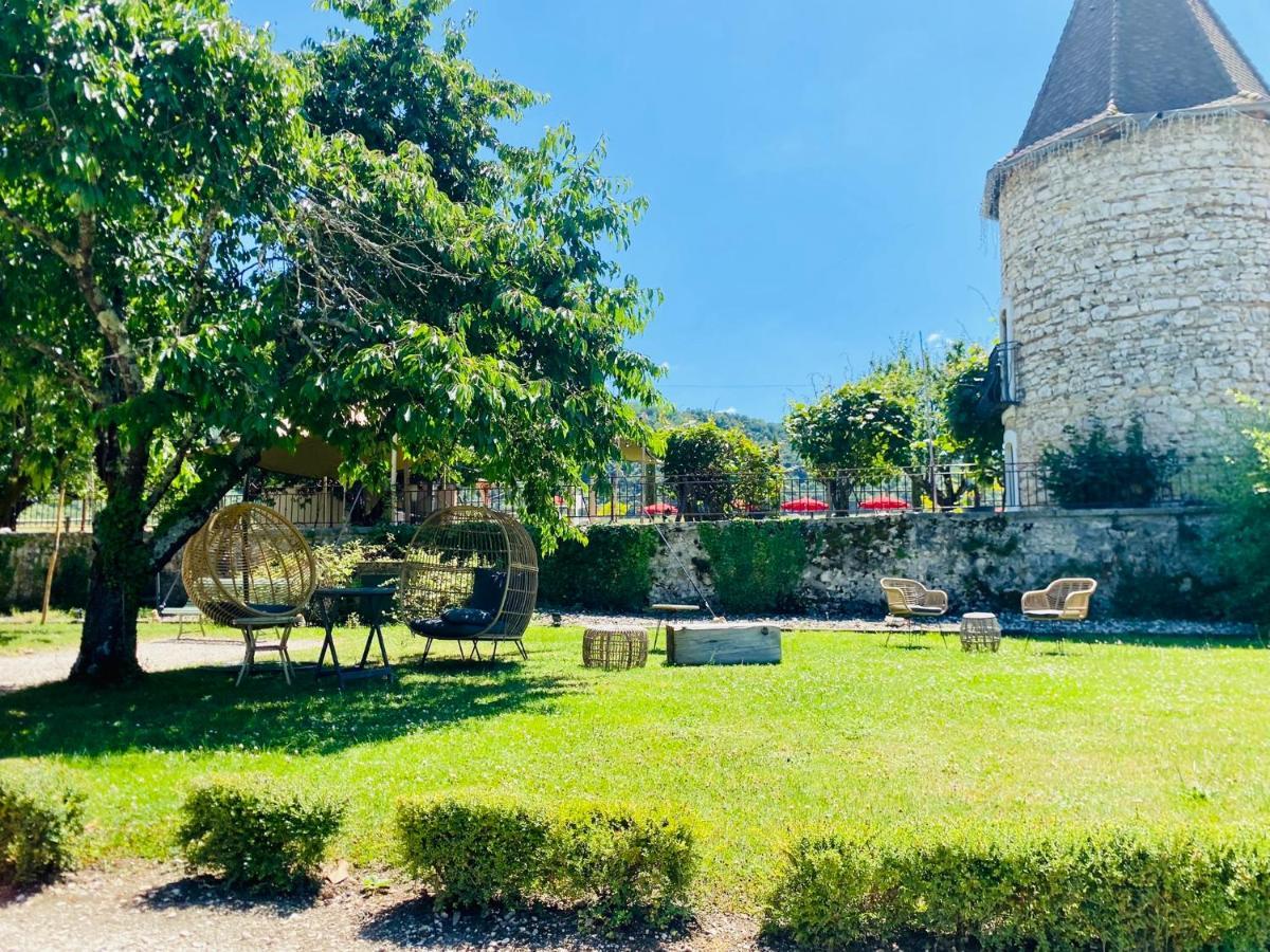 Domaine De Suzel Hotel Vignieu Exterior photo