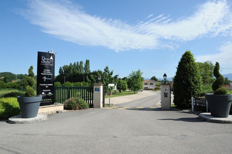 Domaine De Suzel Hotel Vignieu Exterior photo